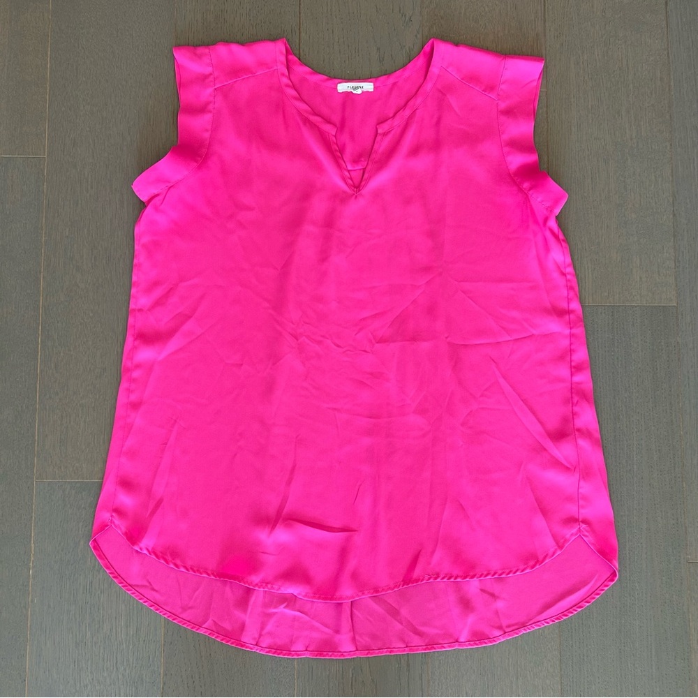 Pleione Pink Short Sleeve Pleated-Back Blouse